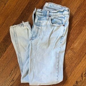 Abercrombie The Mom High Rise